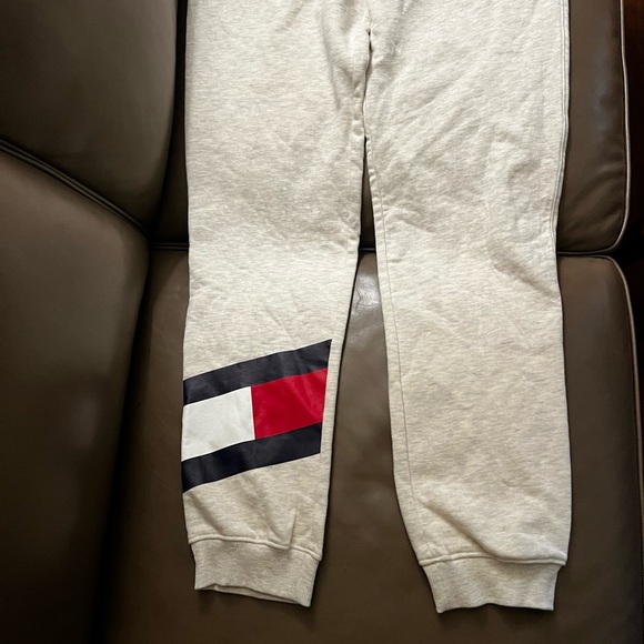 Tommy Hilfiger Kids Light Beige Joggers with Logo - Picture 9 of 17